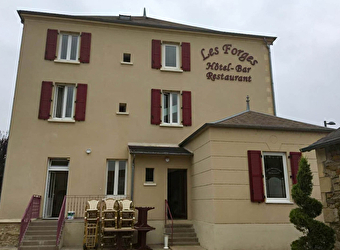 Hôtel Les Forges - FOURCHAMBAULT